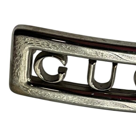 39. Gucci Black Leather Silver Belt